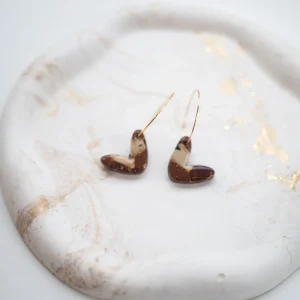 ⭐ Boucles d’Oreilles Cœur - Marron & Beige | Cadeau Femme Unique